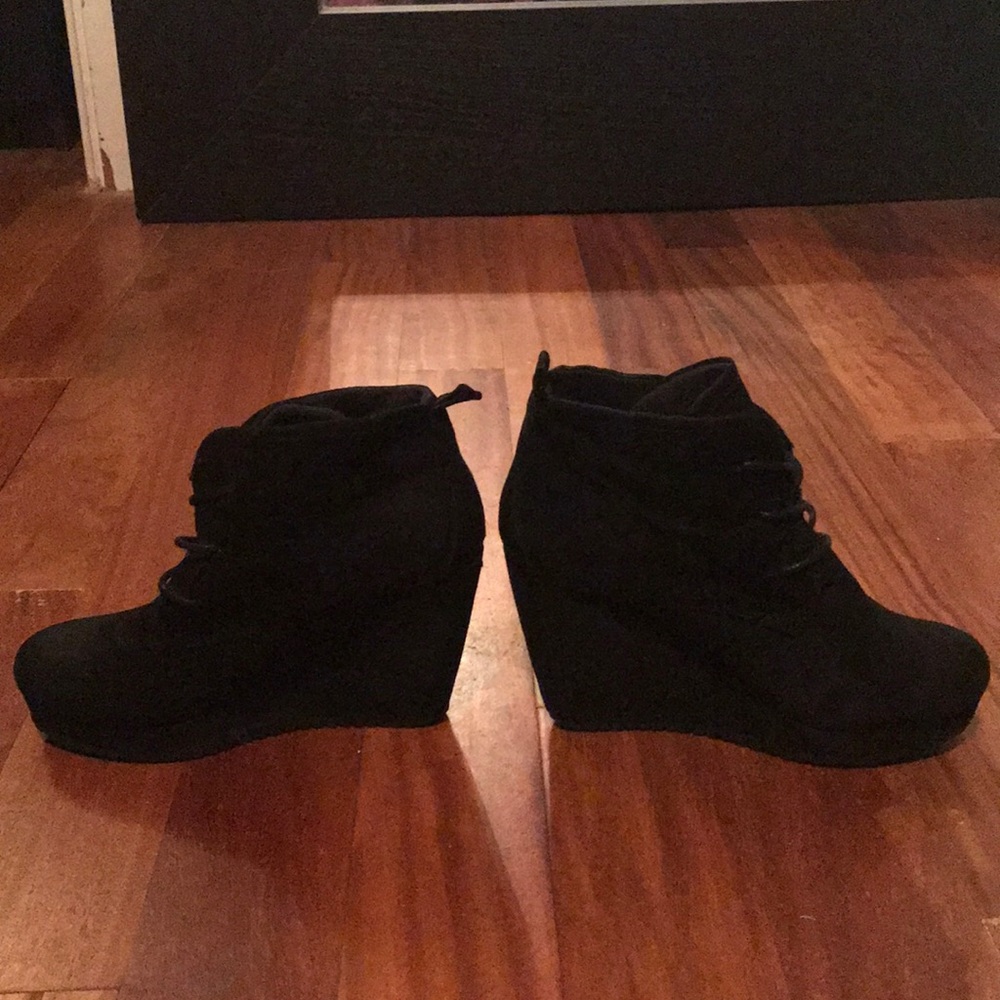 Aldo Booties - Picture 3 of 4